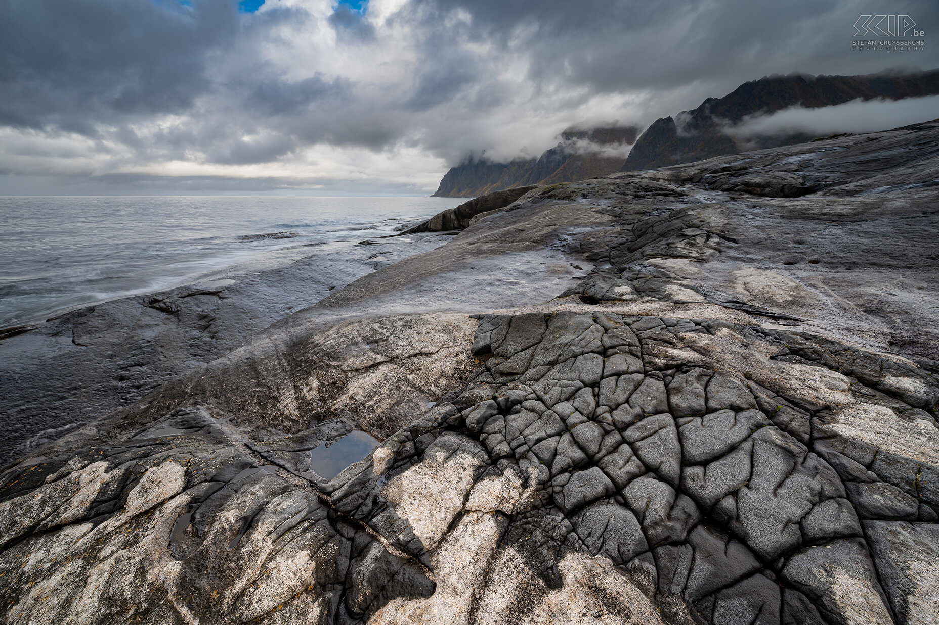 Senja - Tungeneset Selfie at a pond on Tungeneset's rocky coastline Stefan Cruysberghs